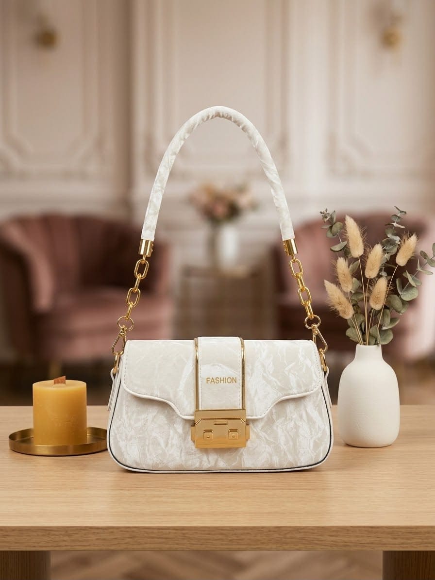 MAISON AURELIA - The Noelle Chain Shoulder Bag in Pearl White