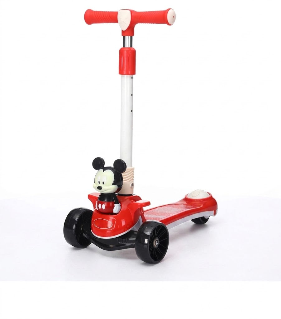 Classic Mickey 3-Wheel Kid's Scooter