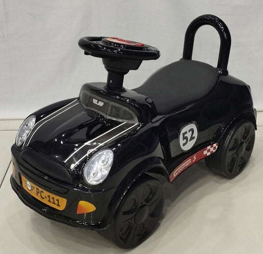 Turbo Racer Kids' Ride-On Car - Classic Style